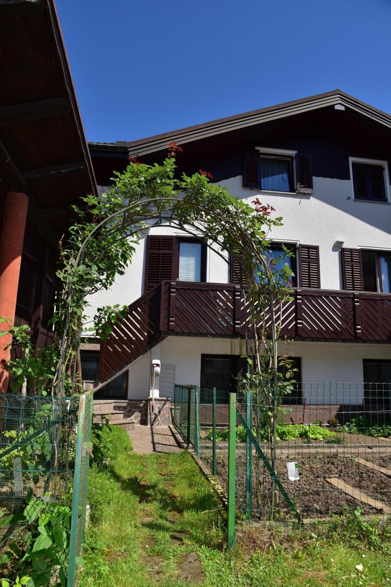 Apartment Jang Tolmin Exterior foto